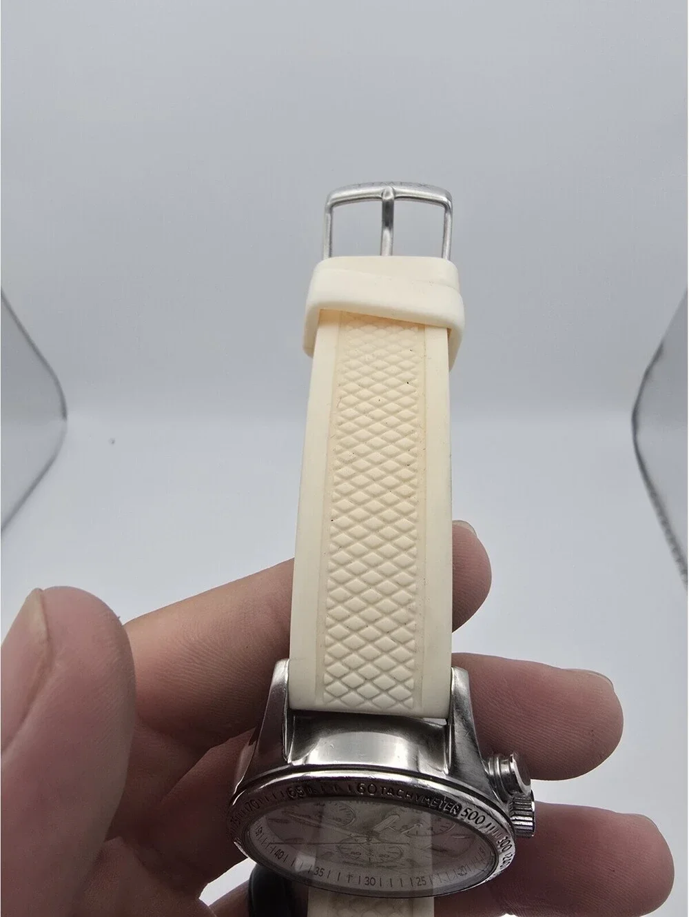 Timex Indiglo Quartz Analog Chronograph Date Tachymeter White Strap 50m